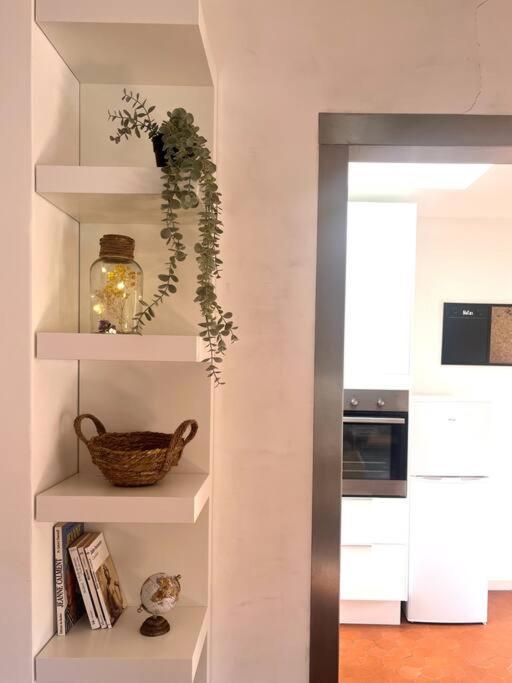 Appartement A Pied Du Centre Avec Place De Parking Arles Eksteriør bilde