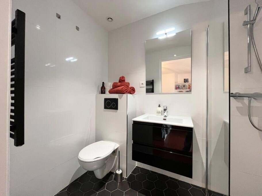 Appartement A Pied Du Centre Avec Place De Parking Arles Eksteriør bilde